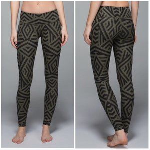 Lululemon Full Length Wonder Under Yoga Pants
